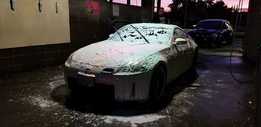 Car Wash «7 Flags Full Service Car Wash, Detail, & Express Lube», reviews and photos, 2270 N Texas St, Fairfield, CA 94533, USA