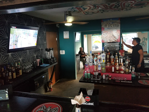 El K'Rajo Beach Bar