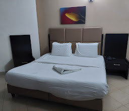 Landmark Villa Suites photo