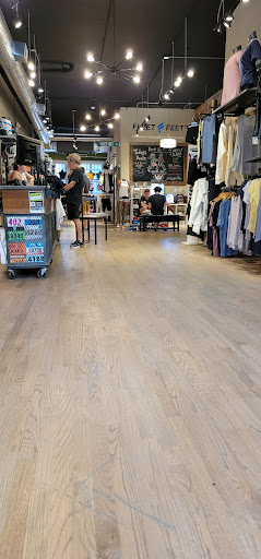Sporting Goods Store «Fleet Feet Sports - Old Town», reviews and photos, 1620 N Wells St, Chicago, IL 60614, USA