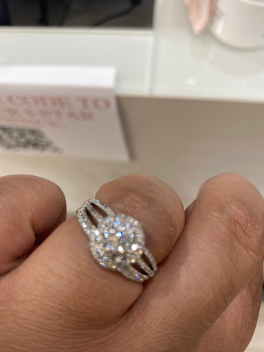 Jewelry Store «Diamonds & Co», reviews and photos, 141 Towne Center Cir, Sanford, FL 32771, USA