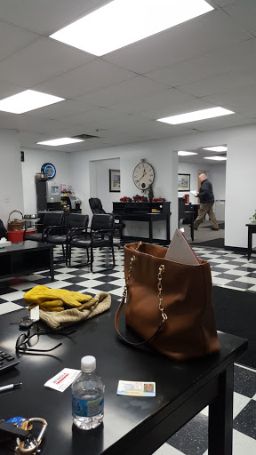 Car Dealer «Bedrock Motors», reviews and photos, 13830 Northdale Blvd, Rogers, MN 55374, USA