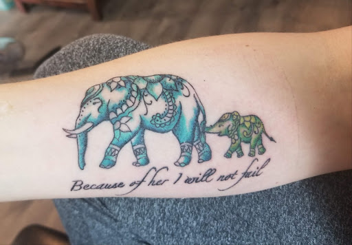 Tattoo Shop «Absolute Tattoo», reviews and photos, 1212 S Kansas Ave, Topeka, KS 66612, USA