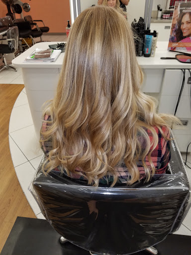 Hair Salon «Ulta Beauty», reviews and photos, 10033 77th St Suite 420, Pleasant Prairie, WI 53158, USA