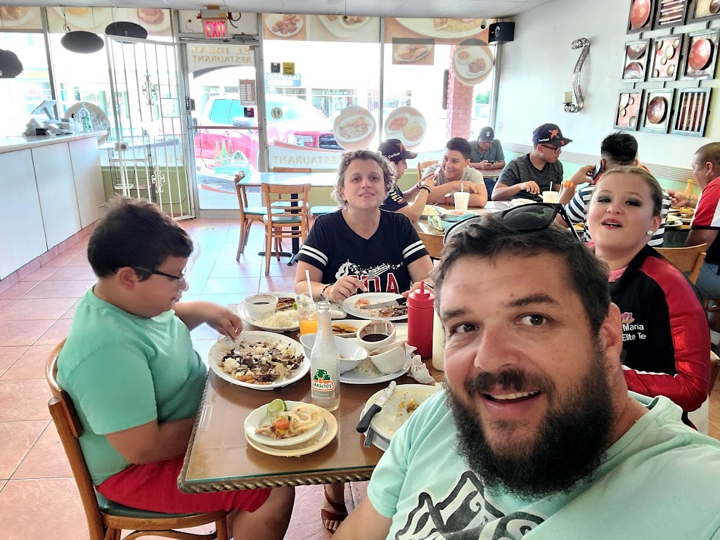 El Ideal Restaurant 33405