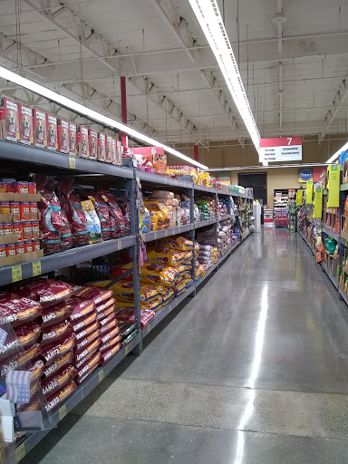 Grocery Store «Grocery Outlet Bargain Market», reviews and photos, 845 Harbor Blvd, West Sacramento, CA 95691, USA