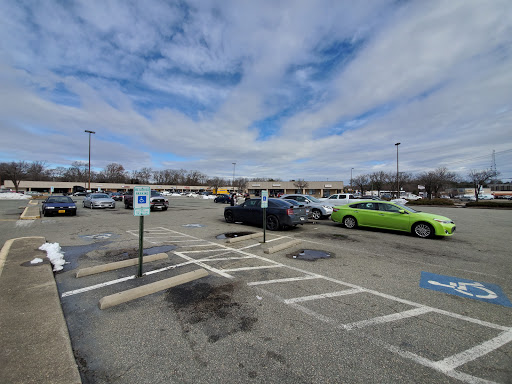 Grocery Store «Rangoli Indo-Pak Groceries», reviews and photos, 7104 Hull Street Rd, Richmond, VA 23235, USA