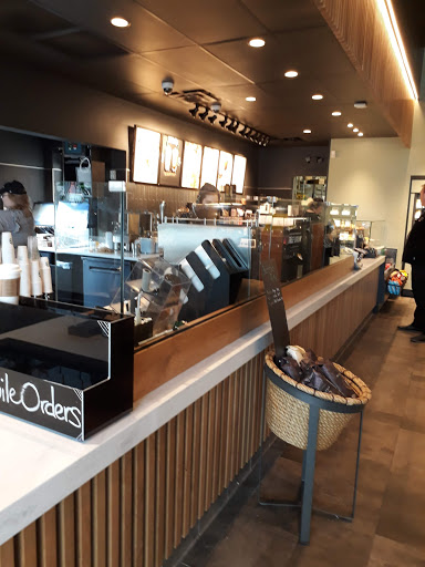 Coffee Shop «Starbucks», reviews and photos, 6677 Dixie Hwy, Village of Clarkston, MI 48346, USA