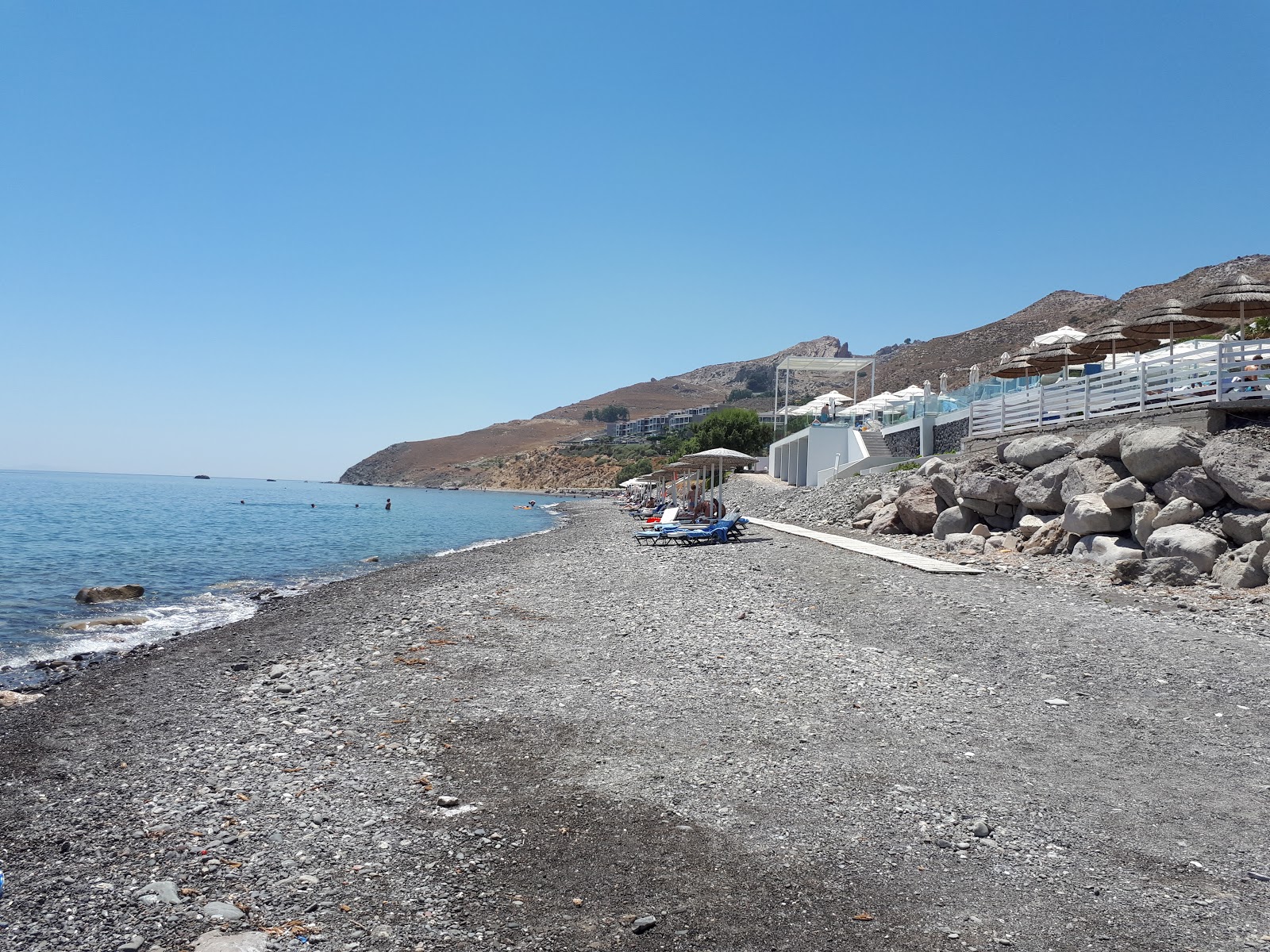 Foto van Agios Fokas Beach met ruime baai