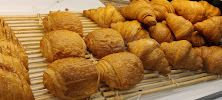 Croissant du Restaurant servant le petit-déjeuner Land&Monkeys Amsterdam à Paris - n°4