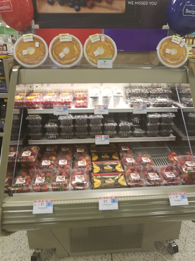 Supermarket «Publix Super Market at Southchase», reviews and photos, 12195 S Orange Blossom Trail, Orlando, FL 32837, USA