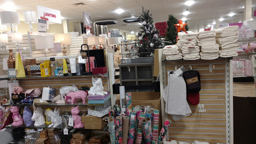 Department Store «HomeGoods», reviews and photos, 3540 S Jefferson St, Falls Church, VA 22041, USA