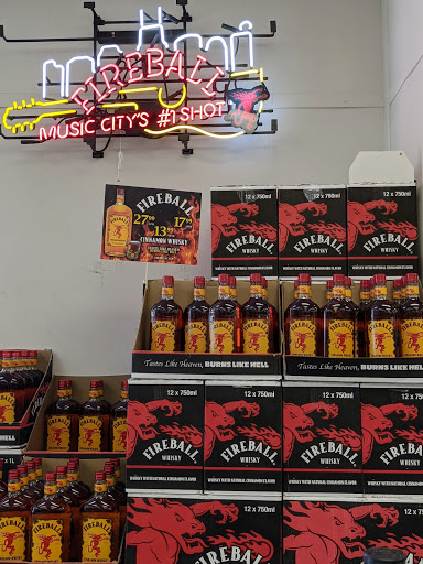 Wine Store «Liquor Locker & Wine Shoppe», reviews and photos, 500 N Jackson St, Tullahoma, TN 37388, USA