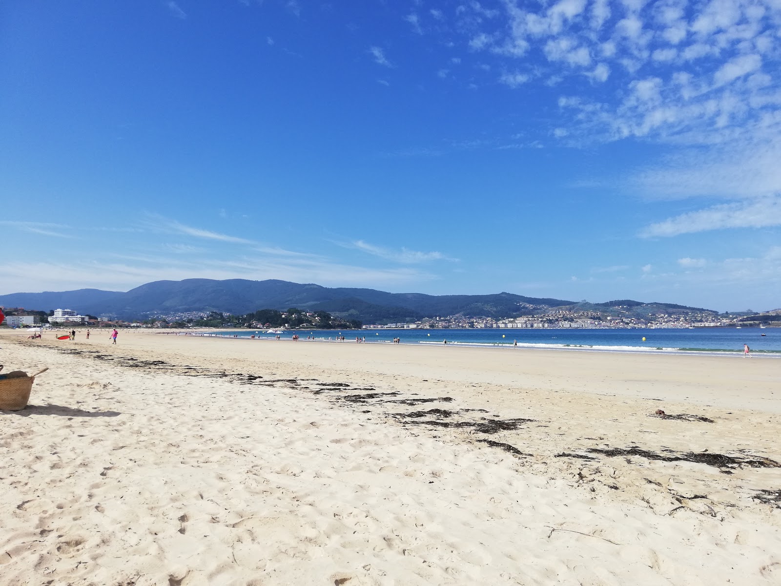 Foto de Praia de Panxón con parcialmente limpio nivel de limpieza