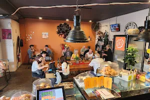Buck's Cafe image