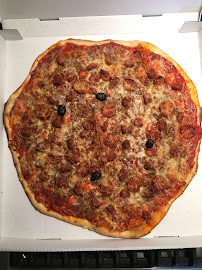 Plats et boissons du Pizzas à emporter La Pizz' de l'Octroi à Tournon-sur-Rhône - n°11