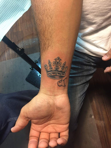 Tattoo Shop «Main Street Tattoo», reviews and photos, 221 West Main Street, Greenwood, IN 46142, USA