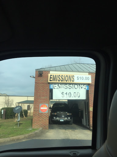 Gas Station «Chevron», reviews and photos, 3033 Lawrenceville-Suwanee Rd, Suwanee, GA 30024, USA