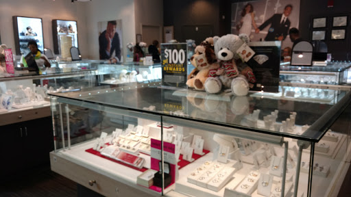 Jewelry Store «Kay Jewelers Outlet», reviews and photos, 1 Bergen Town Center, Paramus, NJ 07652, USA