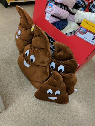 Pet Supply Store «PetSmart», reviews and photos, 1505 11th Ave NW, Issaquah, WA 98027, USA