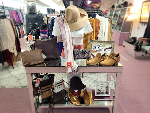 Thrift Store «Restoration Ministries», reviews and photos, 351 W 162nd St, South Holland, IL 60473, USA