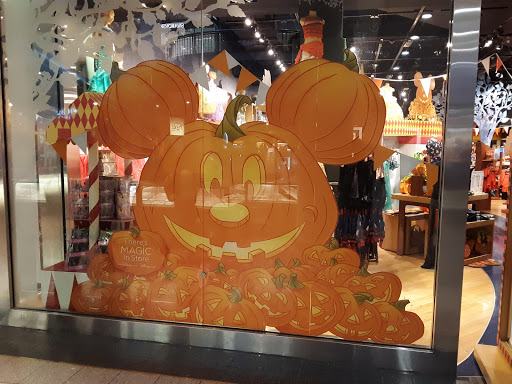 Toy Store «Disney Store», reviews and photos, 9090 Destiny USA Dr, Syracuse, NY 13204, USA