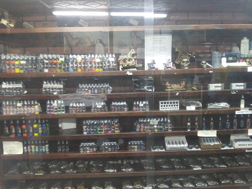 Tattoo Shop «U.S. Tattoo Supply», reviews and photos, 4228 S Ashland Ave, Chicago, IL 60609, USA