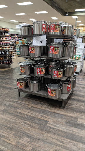 Home Goods Store «Christmas Tree Shops», reviews and photos, 220 Indian River Rd, Orange, CT 06477, USA