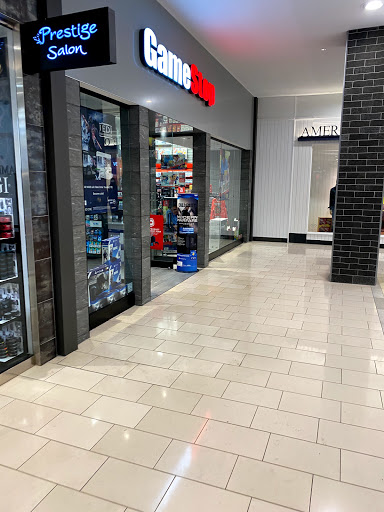 GameStop, 5065 Main St, Trumbull, CT 06611, USA, 