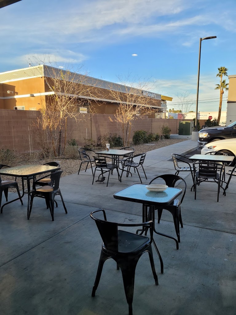 Saigon Baguette 89146