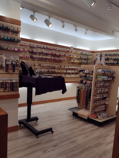 Bead Store «Beadology Iowa», reviews and photos, 220 E Washington St, Iowa City, IA 52240, USA