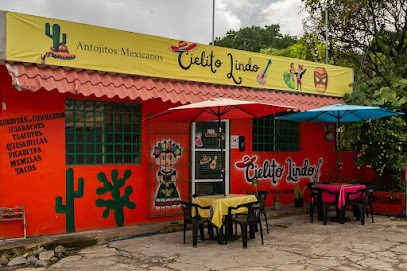 Cielito Lindo Antojitos Mexicanos - Teniente Juan de la Barrera esquina, Fdo. Montes de Oca s/n, 95780 San Andrés Tuxtla, Ver., Mexico