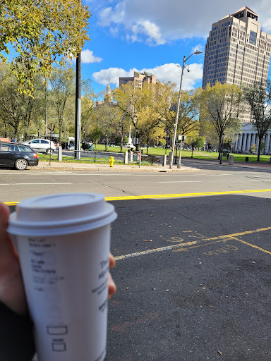 Coffee Shop «Starbucks», reviews and photos, 1068-1070 Chapel St, New Haven, CT 06510, USA