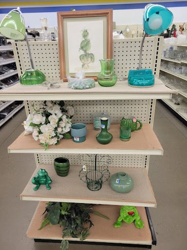 Donations Center «Goodwill», reviews and photos