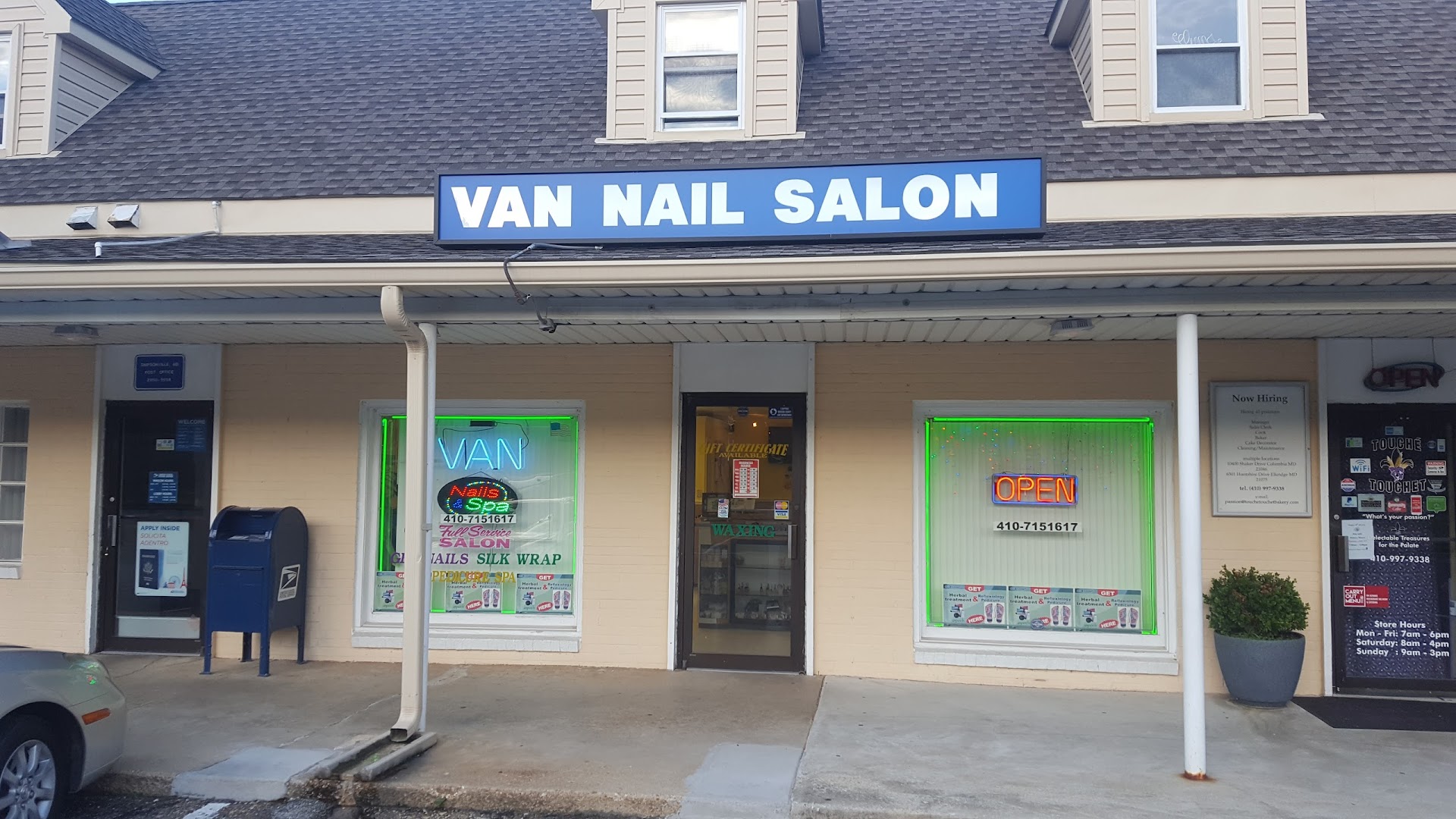 Van Nails Salon