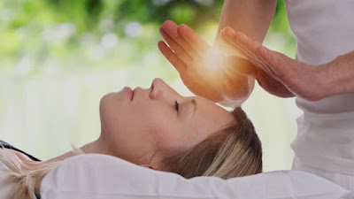 A Corps & Âmes Masseuse Energéticienne Magnétiseuse à Crest