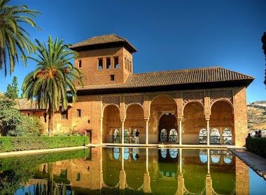 Not Just A Tourist Granada