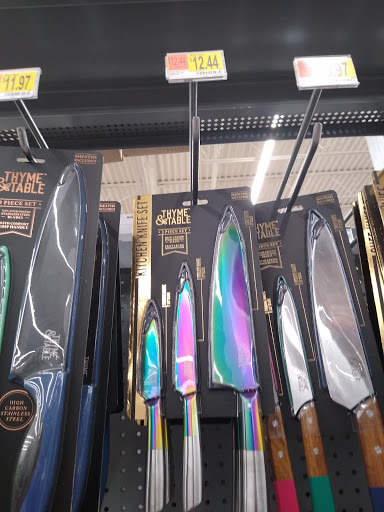 Department Store «Walmart Supercenter», reviews and photos, 7150 Camino Arroyo, Gilroy, CA 95020, USA