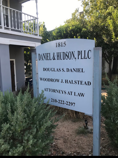 Criminal Justice Attorney «Law Office of Daniel & Hudson», reviews and photos