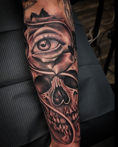Explore face tattoos for men ideas, creative tattoo ideas in Anchorage, available at SDITATTOO, LLC