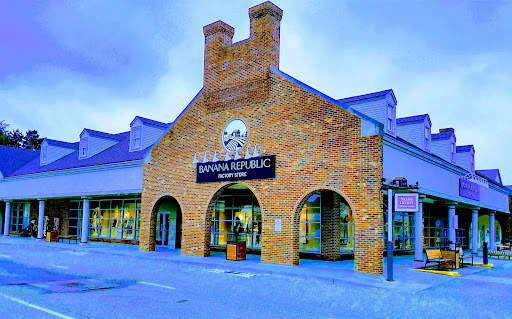 Shopping Mall «Aurora Farms Premium Outlets», reviews and photos, 549 S Chillicothe Rd, Aurora, OH 44202, USA