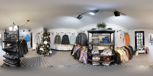 Clothing Store «PeachTree», reviews and photos, 129 W Columbus Ave, Bellefontaine, OH 43311, USA