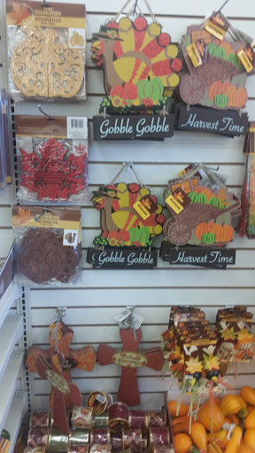 Dollar Store «Dollar Tree», reviews and photos, 275 NJ-18, East Brunswick, NJ 08816, USA