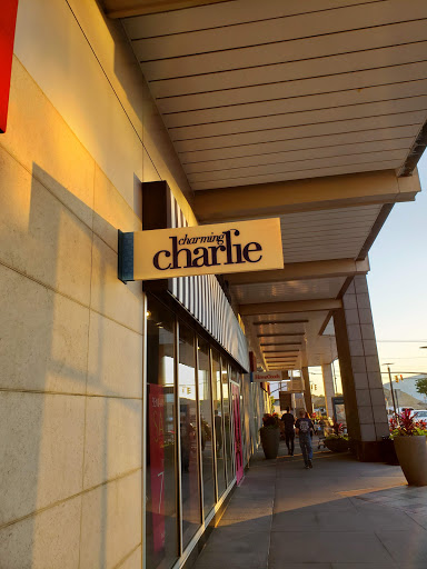 Department Store «Nordstrom Rack The Gallery At Westbury Plaza», reviews and photos, 1040 Old Country Rd, Garden City, NY 11530, USA