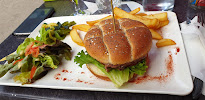 Hamburger du Restaurant français Le Quai West à Entraygues-sur-Truyère - n°6