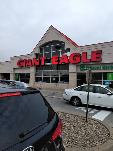 Supermarket «Giant Eagle Supermarket», reviews and photos, 9901 Mountain View Dr, West Mifflin, PA 15122, USA