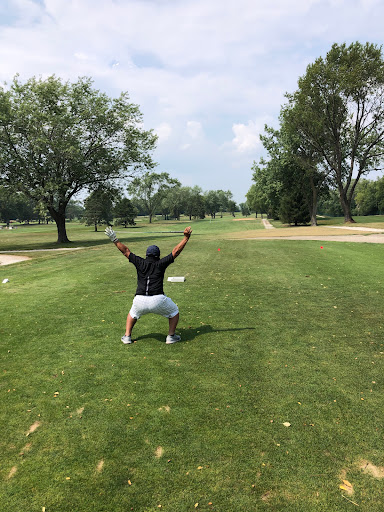 Golf Course «Renwood Golf Course - Round Lake Area Park District», reviews and photos, 701 E Shorewood Rd, Round Lake Beach, IL 60073, USA