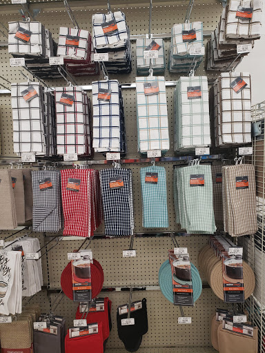 Discount Store «Big Lots», reviews and photos, 7779 Tylersville Rd, West Chester Township, OH 45069, USA