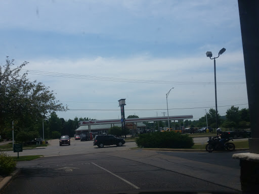 Convenience Store «Kwik Trip #633», reviews and photos, 2715 Golf Rd, Eau Claire, WI 54701, USA
