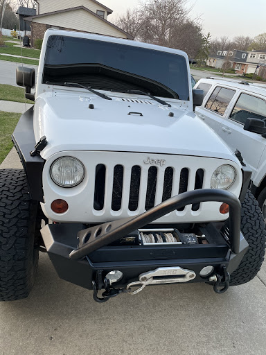 Auto Body Shop «Addison Auto Body and Glass, Inc.», reviews and photos, 21 Factory Rd, Addison, IL 60101, USA